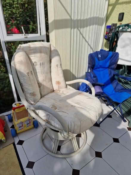 Photo of free Wicker conservatory chairs (Dunfermline KY12) #2