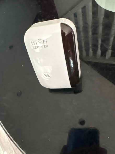 Photo of free WiFi repeater (Birchwood) #1