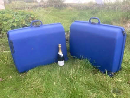 Photo of free 2 x Samsonite wheely suitcases (Disley, SK12) #1