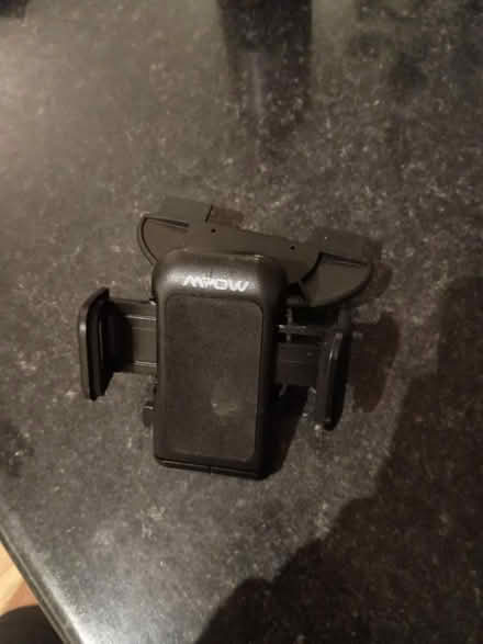 Photo of free Cd mounted phone holder (Blackheath SE3) #1