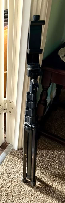 Photo of free Smartphone Tripod (Witham CM8) #3