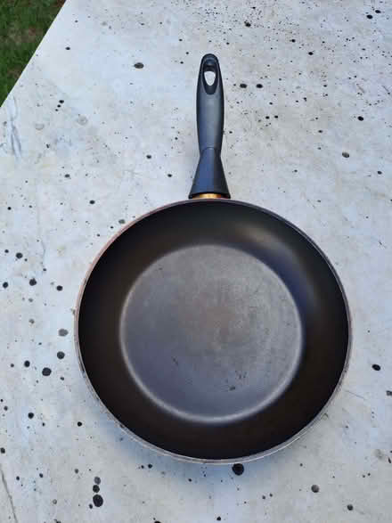 Photo of free Nonstick frying pan 24cm (Sherrard's Green WR14) #1