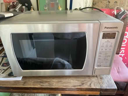 Photo of free Small Microwave (West Hampstead NW6) #1
