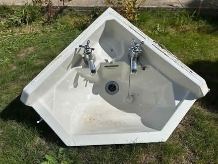 Photo of free 1950’s corner sink (BA2 5) #1