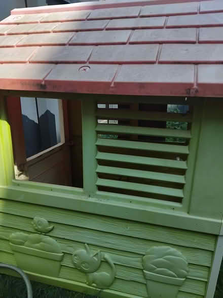 Photo of free Play house (Newtown CH1) #1