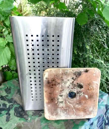 Photo of free metal bin (High Town Bridgnorth) #2