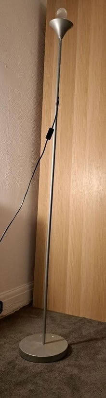 Photo of free 2x lamps, need new shades (SE9 New Eltham) #1