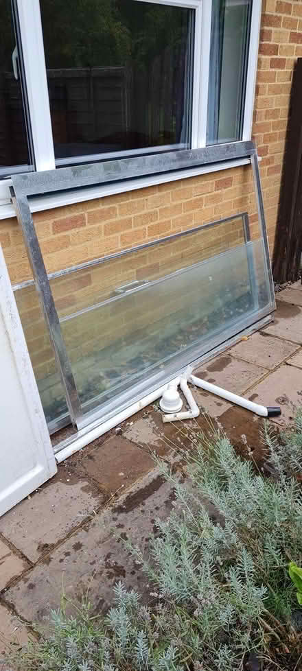 Photo of free Shower screen and tray (CB21) #2