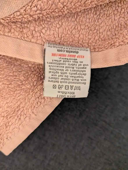 Photo of free 2 bath towels (SG5) #3