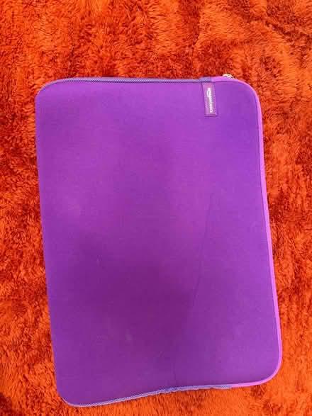 Photo of free Amazon basics laptop case purple (TW1) #1