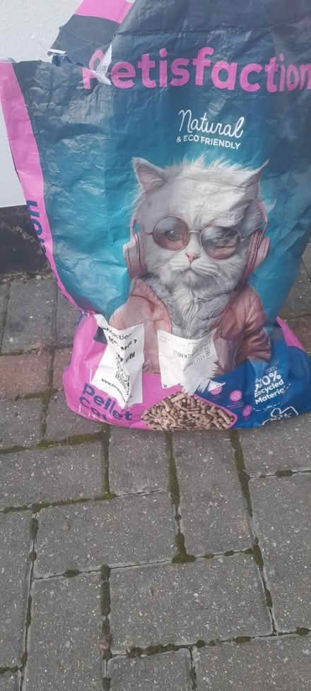 Photo of free Wood pellets cat litter (Addlestone KT15) #1