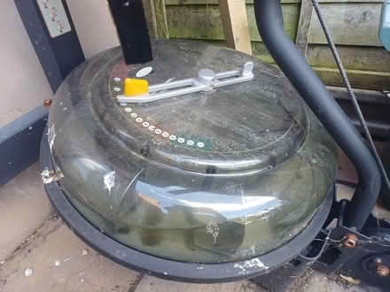 Photo of free E-216 Fluid Rower, been outside (Slapton LU7 9DA) #3