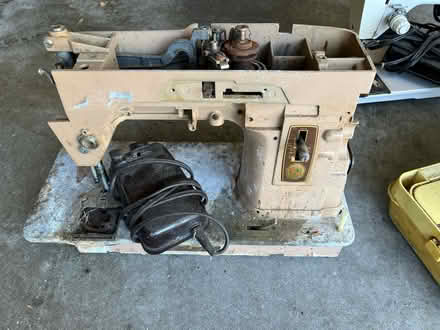 Photo of free old sewing machines (Northside near airport) #3