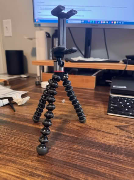 Photo of free Mobile Phone Tripod (Mount Laurel) #1
