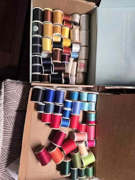 Photo of free Large thread collection (Magnolia) #1