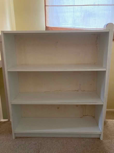 Photo of free White bookcase (Yarnton OX5) #1
