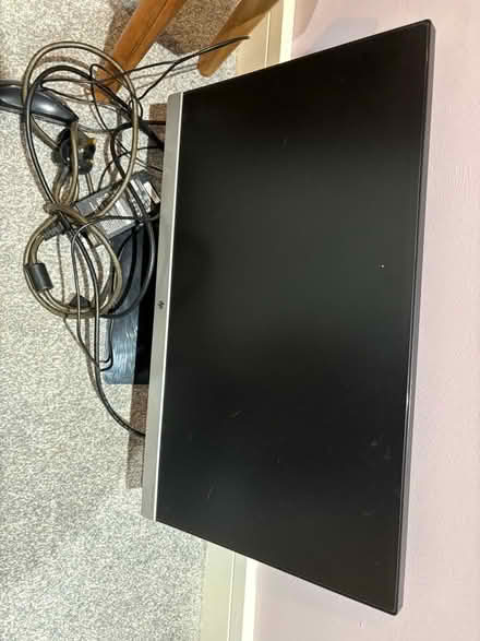 Photo of free Screen, hdmi cable and mouse (Walkley S6) #1