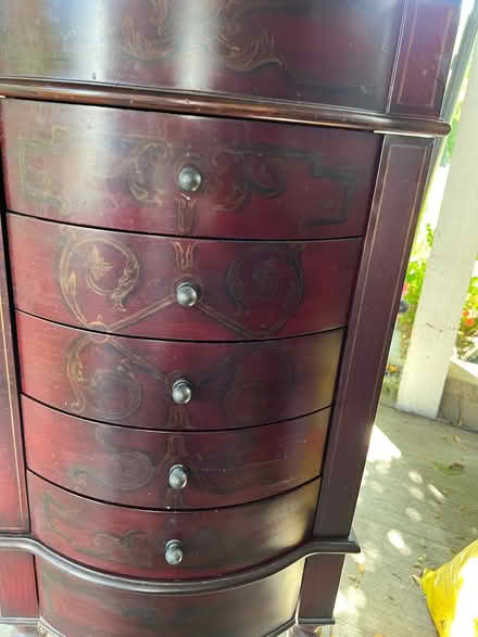 Photo of free Jewlery chest (Downers Grove) #3