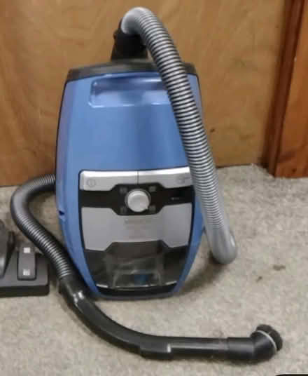 Photo of Hoover for DIY (Saltney CH4) #1