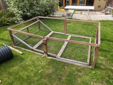 Photo of free Rabbit or Guinea Pig run (New Marston OX3) #1