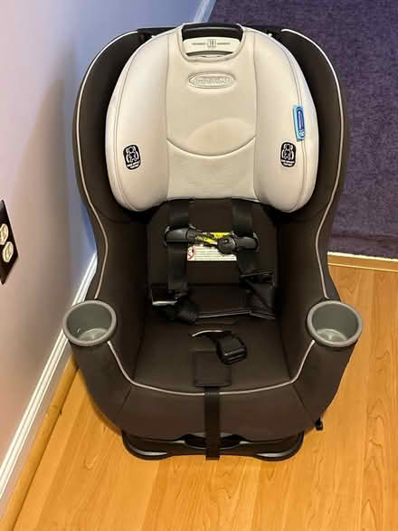 Photo of free Car seat (Glenn Dale, Md) #1