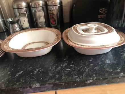 Photo of free Plates and bowls (IG3) #1