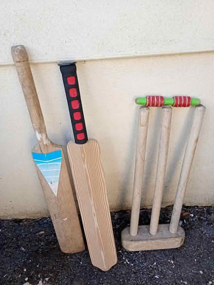 Photo of free Cricket bits for kids (nr big Sainsburys A4 SL1) #1
