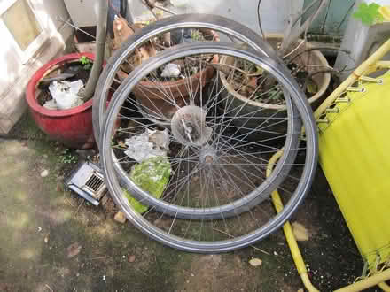 Photo of free Pair of 28" alloy bicycle wheels (Bush Hill Park EN1) #2