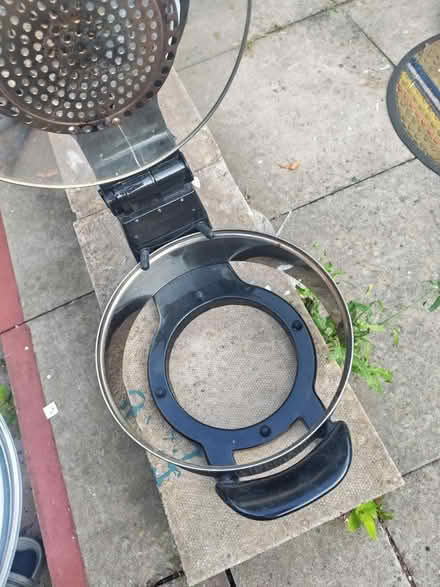 Photo of free Halogen air fryer (B18) #3