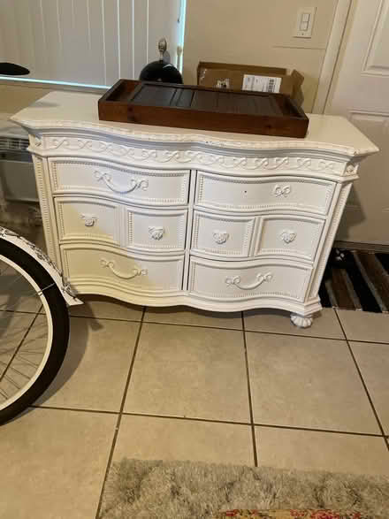 Photo of free Dresser (Hallandale Beach Blvd and US1) #1