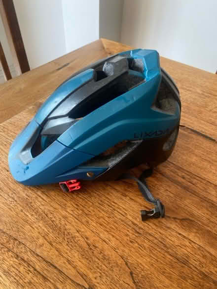 Photo of free Bicycle helmet (Thames Ditton / Kingston) #1