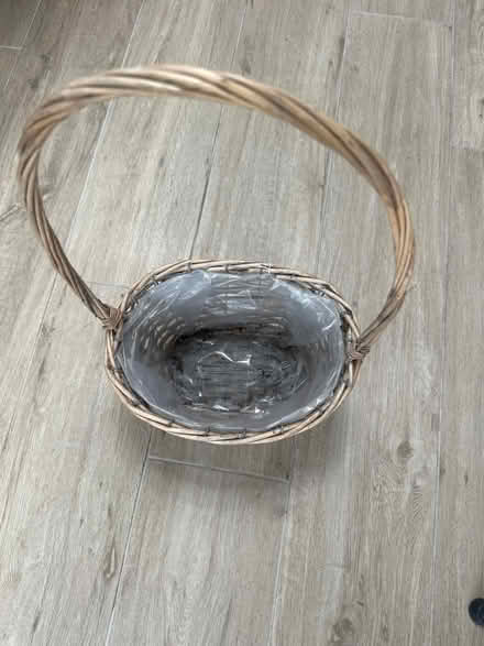 Photo of free Basket (Hanworth Park, TW13) #2
