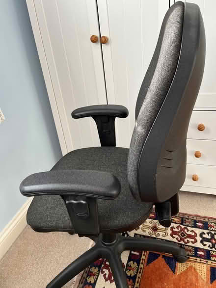 Photo of free Desk Chair (Fair Oak SO50) #3