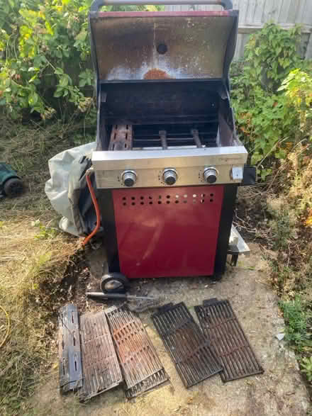 Photo of free Old Gas BBQ/Scrap Metal (Tilehurst RG31) #3