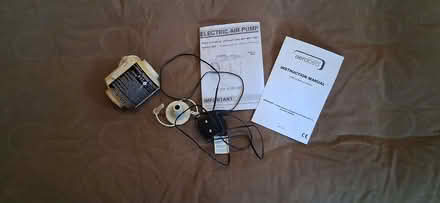 Photo of free Aerobed inflatable double mattress with pump B20 (Handsworth Wood B20) #1