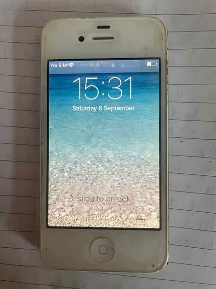 Photo of free iPhone 4 (BuryStEds IP33) #1