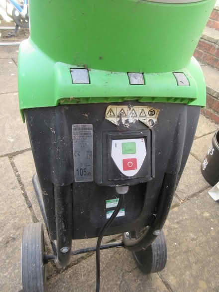 Photo of free Garden shredder (not working) (Headington OX3) #3