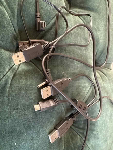 Photo of free USB to mini usb-b (Ringwood) #1