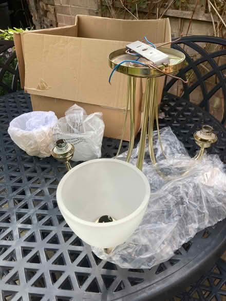 Photo of free Traditional brass light fitting (Stoke Poges SL2) #1