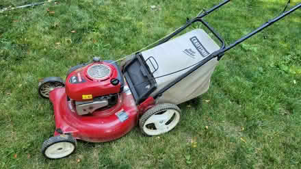 Photo of free Gas powered lawn mower (Westminster) #1