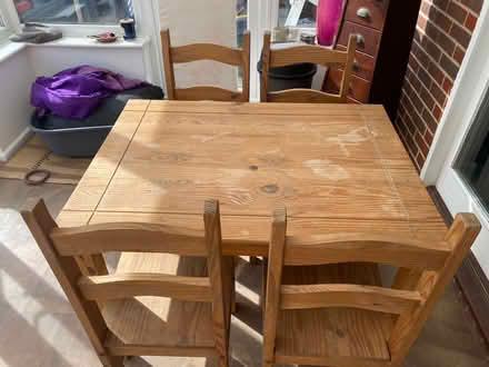 Photo of free Table and 4 chairs (PO20) #1