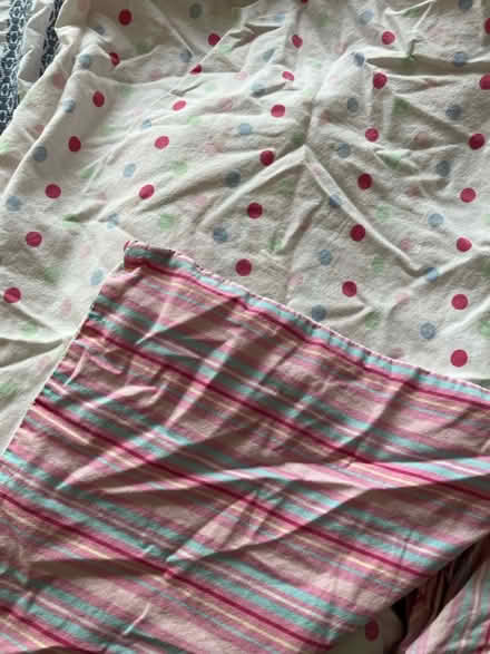 Photo of free Reversible single duvet covers (Twickenham Green) #4