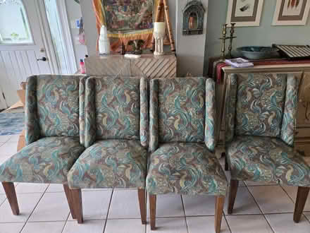 Photo of free 4 Dining Room Chairs (West Orlando) #1