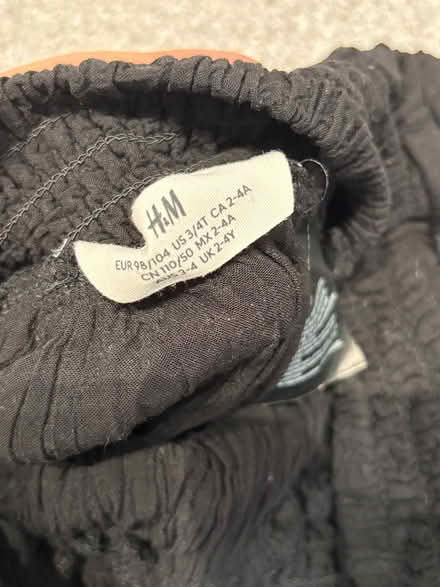 Photo of free girls skirt (HP1 1NU) #1