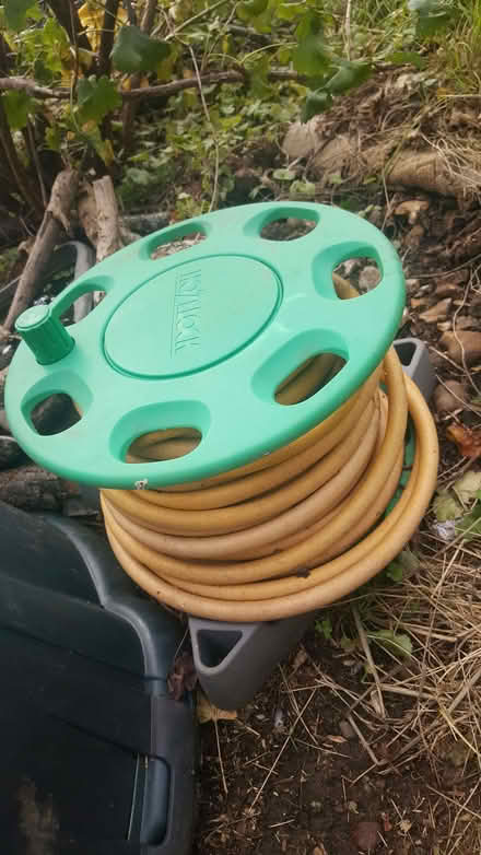 Photo of free hose reel and hose (New Greens AL3) #1