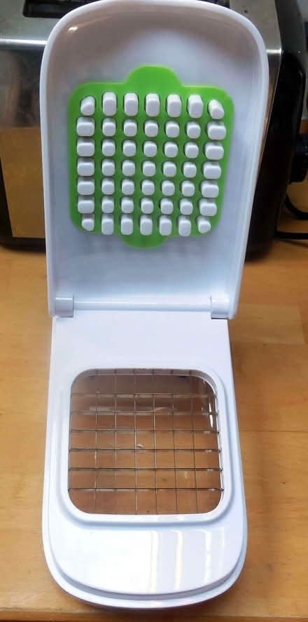 Photo of free Vegetable Chopper (Stroud GL5) #2