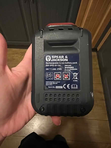 Photo of Charger for strimmer (Gleedless (S12)) #1