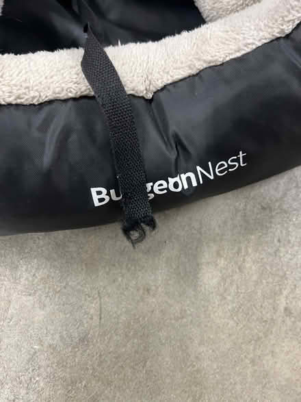 Photo of free BurgeonNest Pet seat for cars (Alameda - Bay Farm) #3