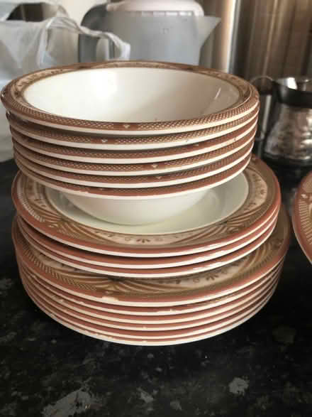 Photo of free Plates and bowls (IG3) #2