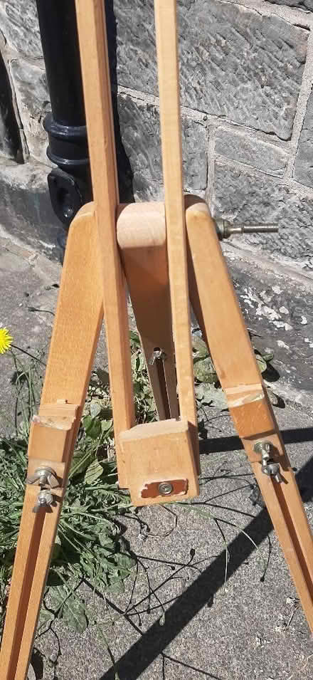 Photo of free Wooden easel (Loanhead EH20) #4